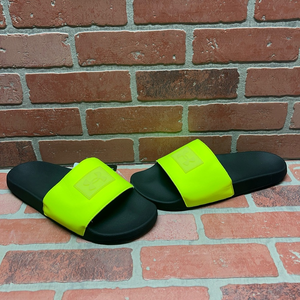 NWOB Under Armour ‘CORE REMIX’ Neon/Black Slide Sandals Men’s 13 / Women’s 14.5